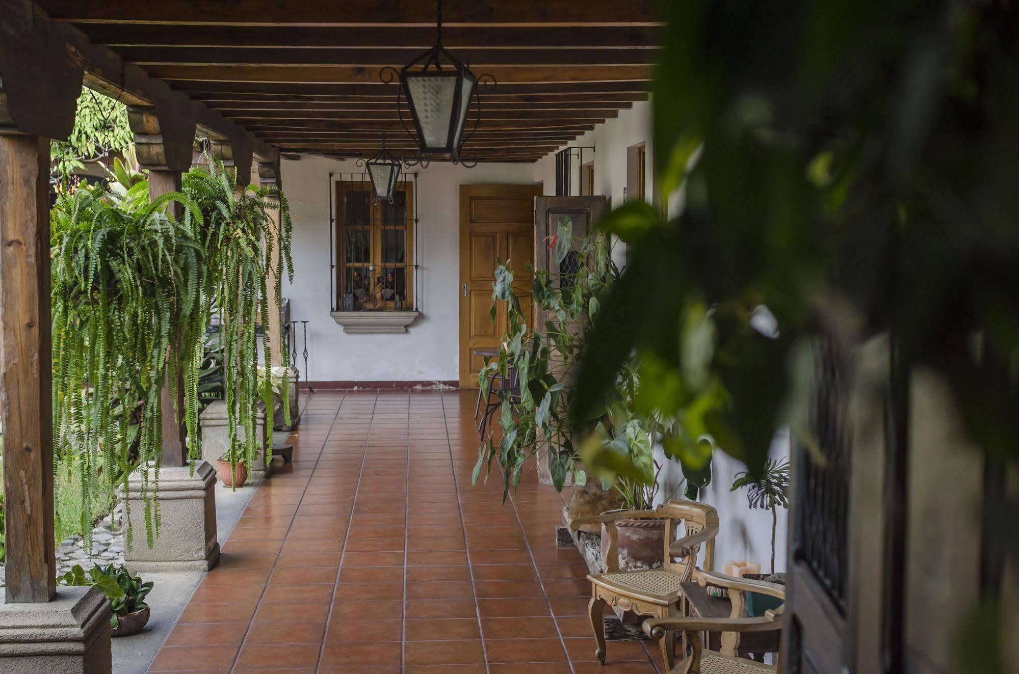 Hostal San Nicolas Антигуа-Гватемала Экстерьер фото